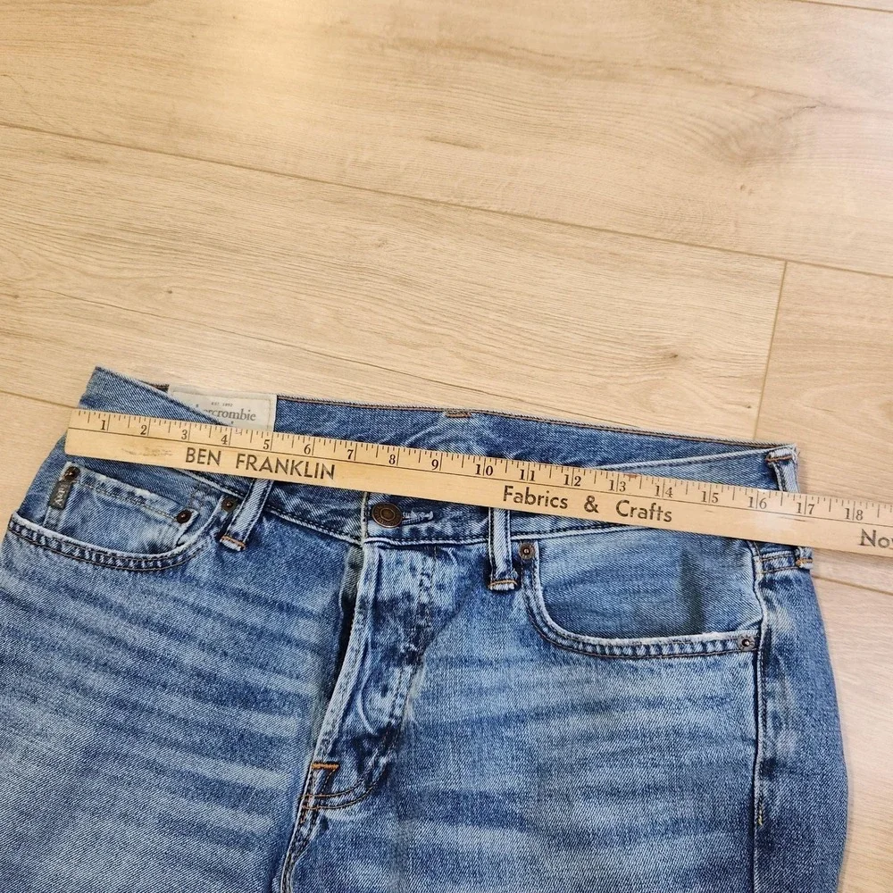 Abercrombie & Fitch Jeans Mens 32x30 Blue Medium Wash Straight Denim Casual